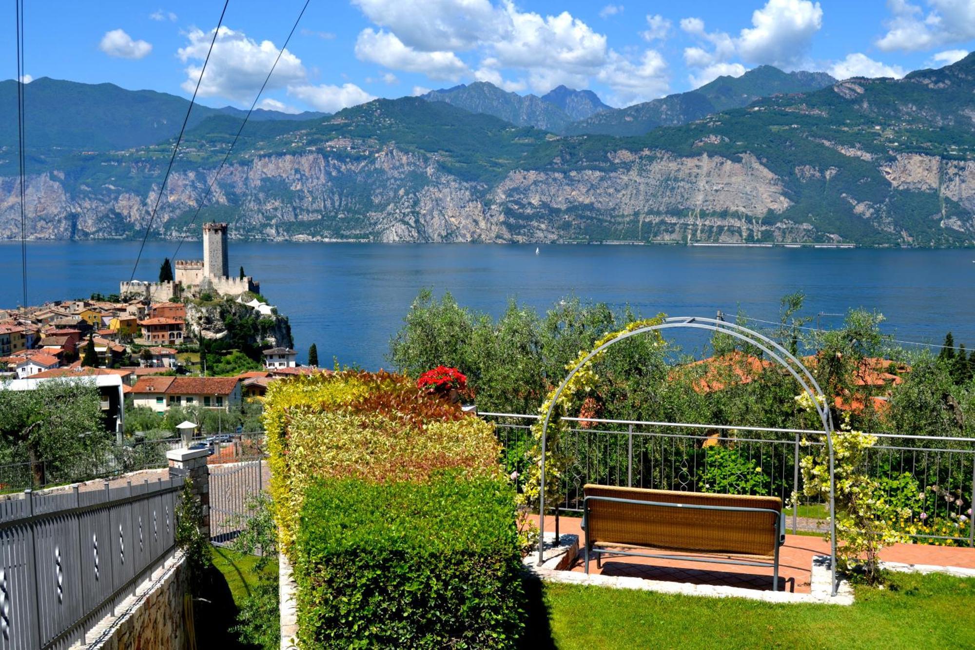 Appartamenti La Perla Malcesine Bagian luar foto